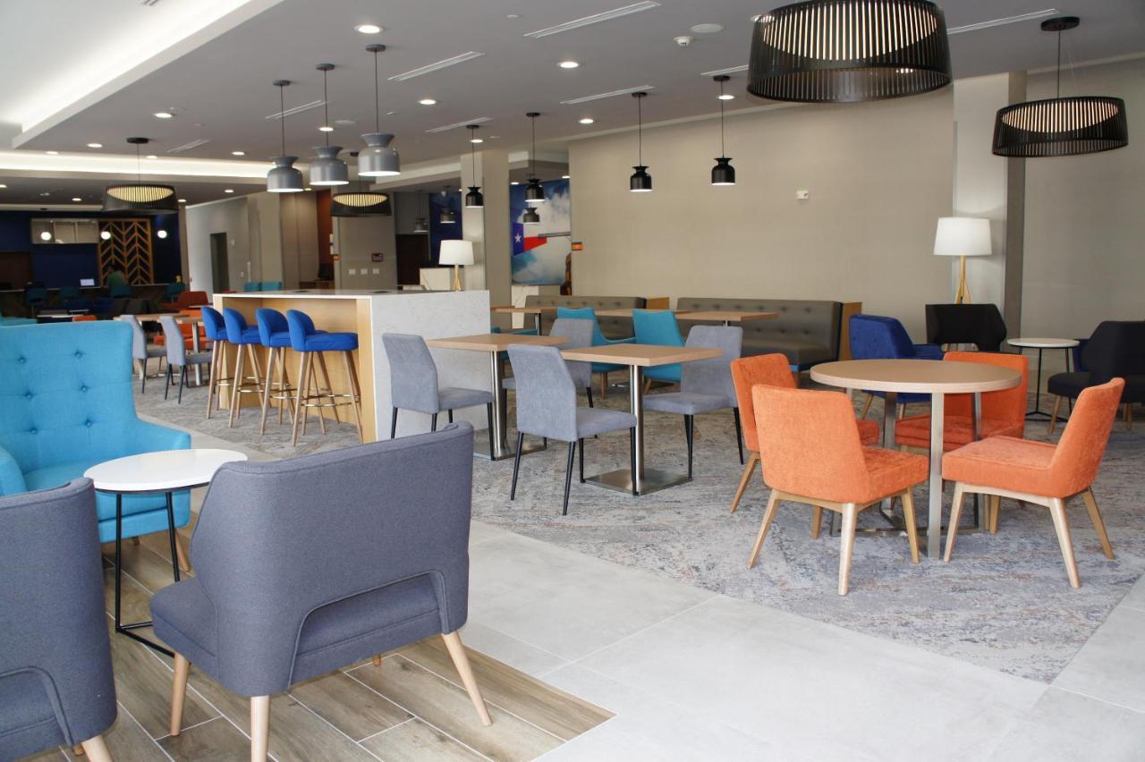 La Quinta Inn & Suites Katy-Mills By Wyndham Katy Esterno foto